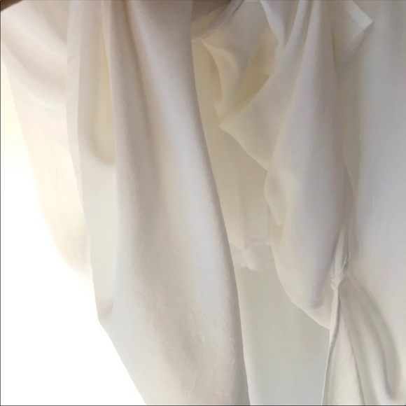 LILBETTER Crocheted Dress Backless White long dress Size Small - Picture 8 of 11